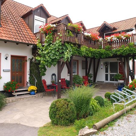 Kirschberghof Gaestehaus Und Weinverkauf ゾンマーハウゼン エクステリア 写真