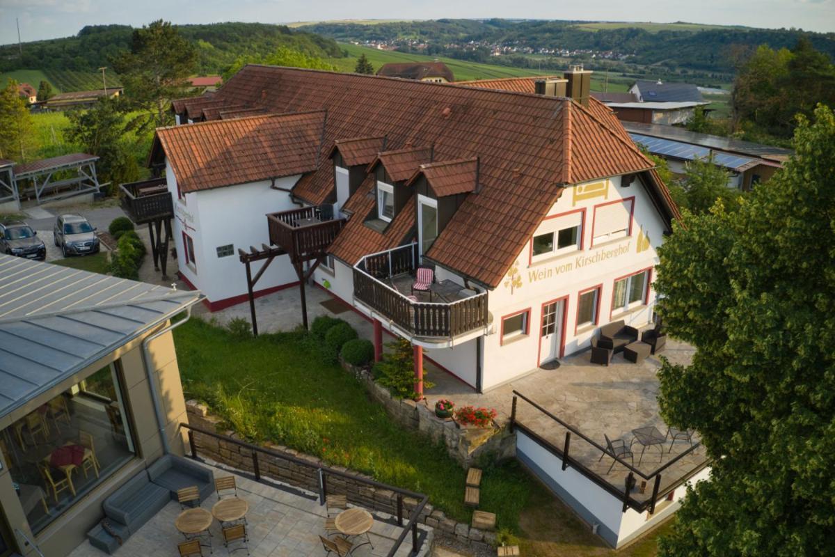Kirschberghof Gaestehaus Und Weinverkauf ゾンマーハウゼン エクステリア 写真