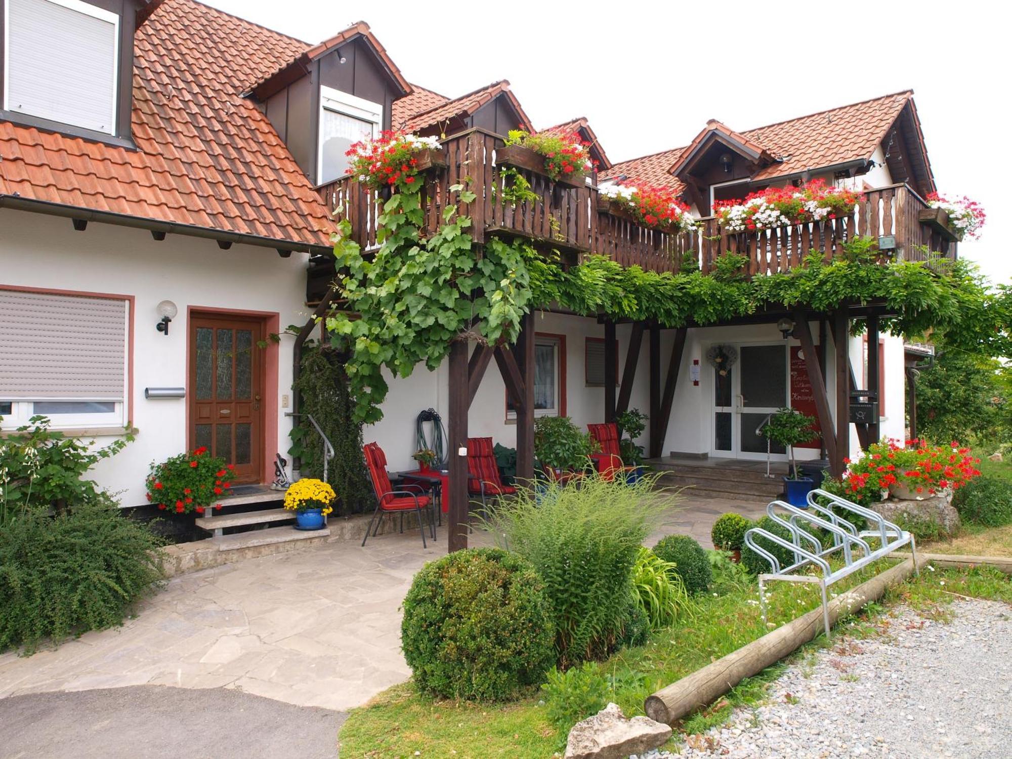 Kirschberghof Gaestehaus Und Weinverkauf ゾンマーハウゼン エクステリア 写真